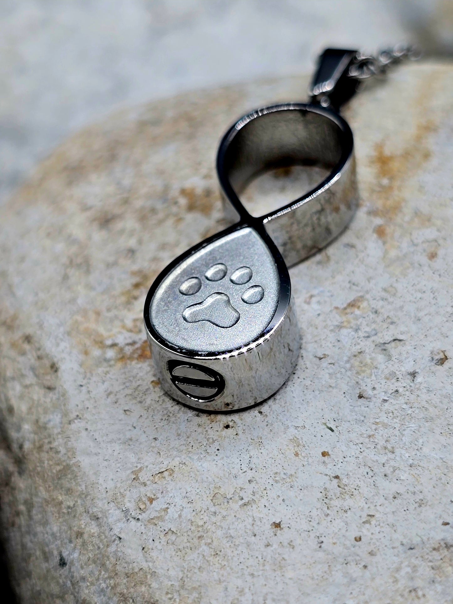 Stainless steel pet infinity