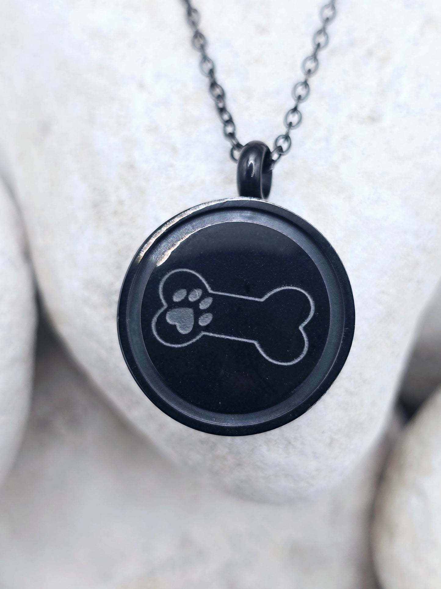 Round pet urn necklace
