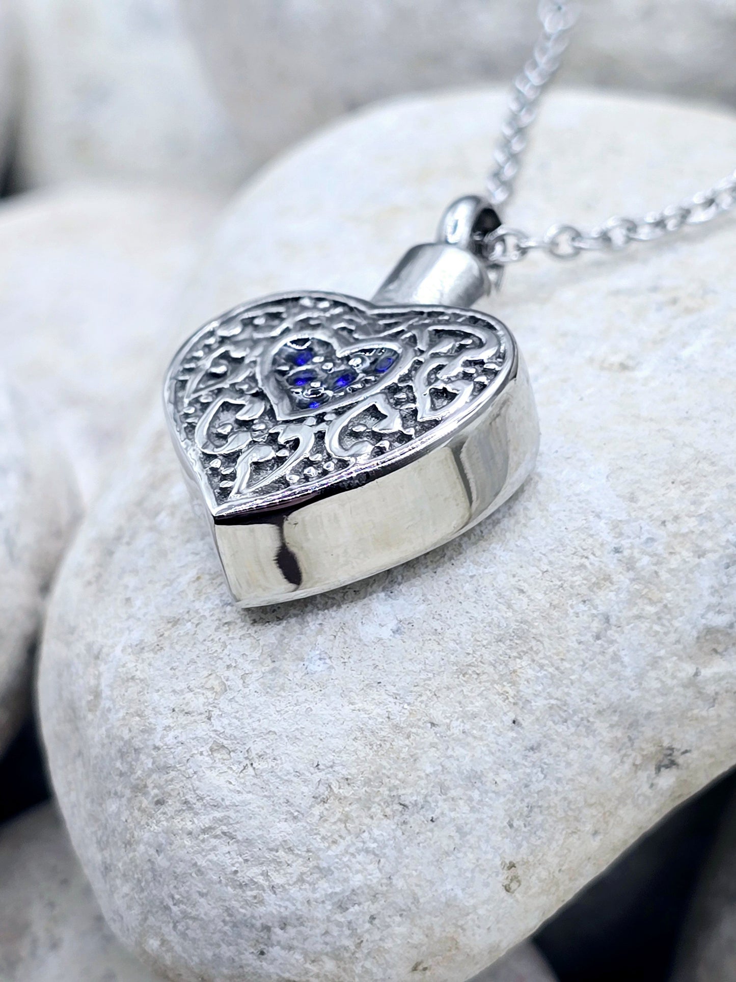 Stainless steel heart urn pendant