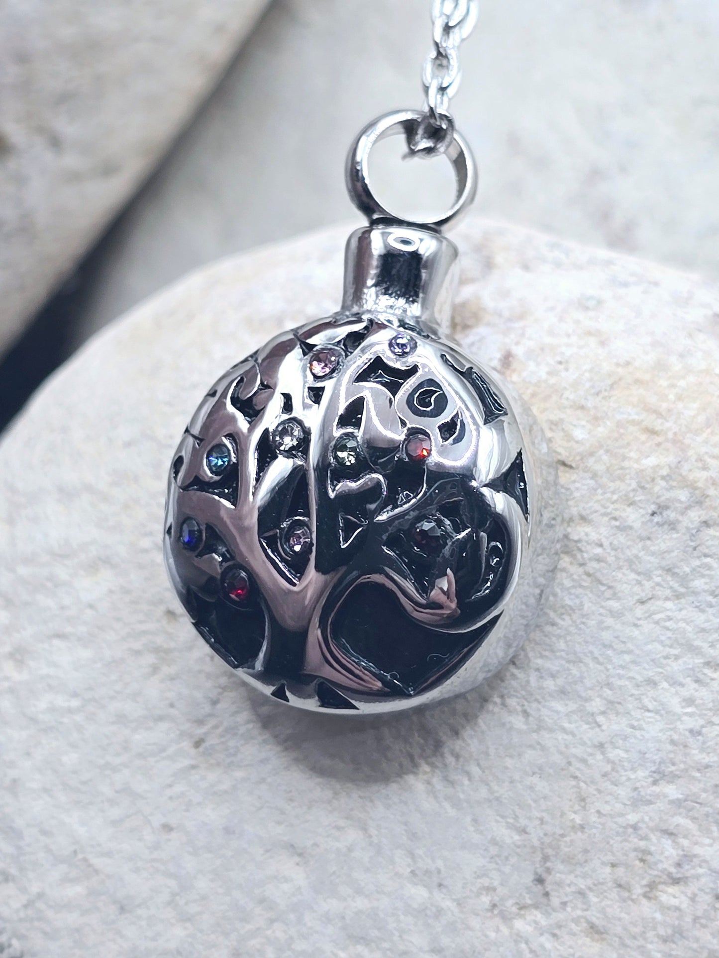 Stainless steel urn pendant with chain