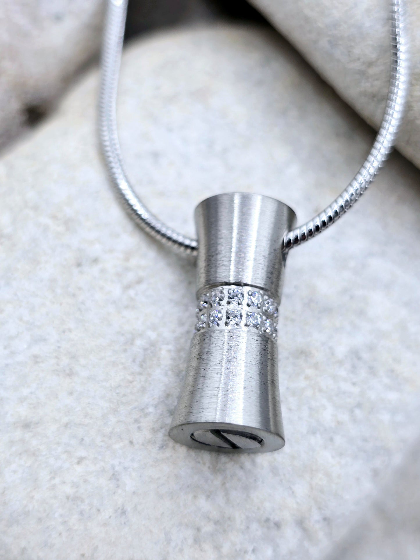 Stainless steel urn pendant and chain