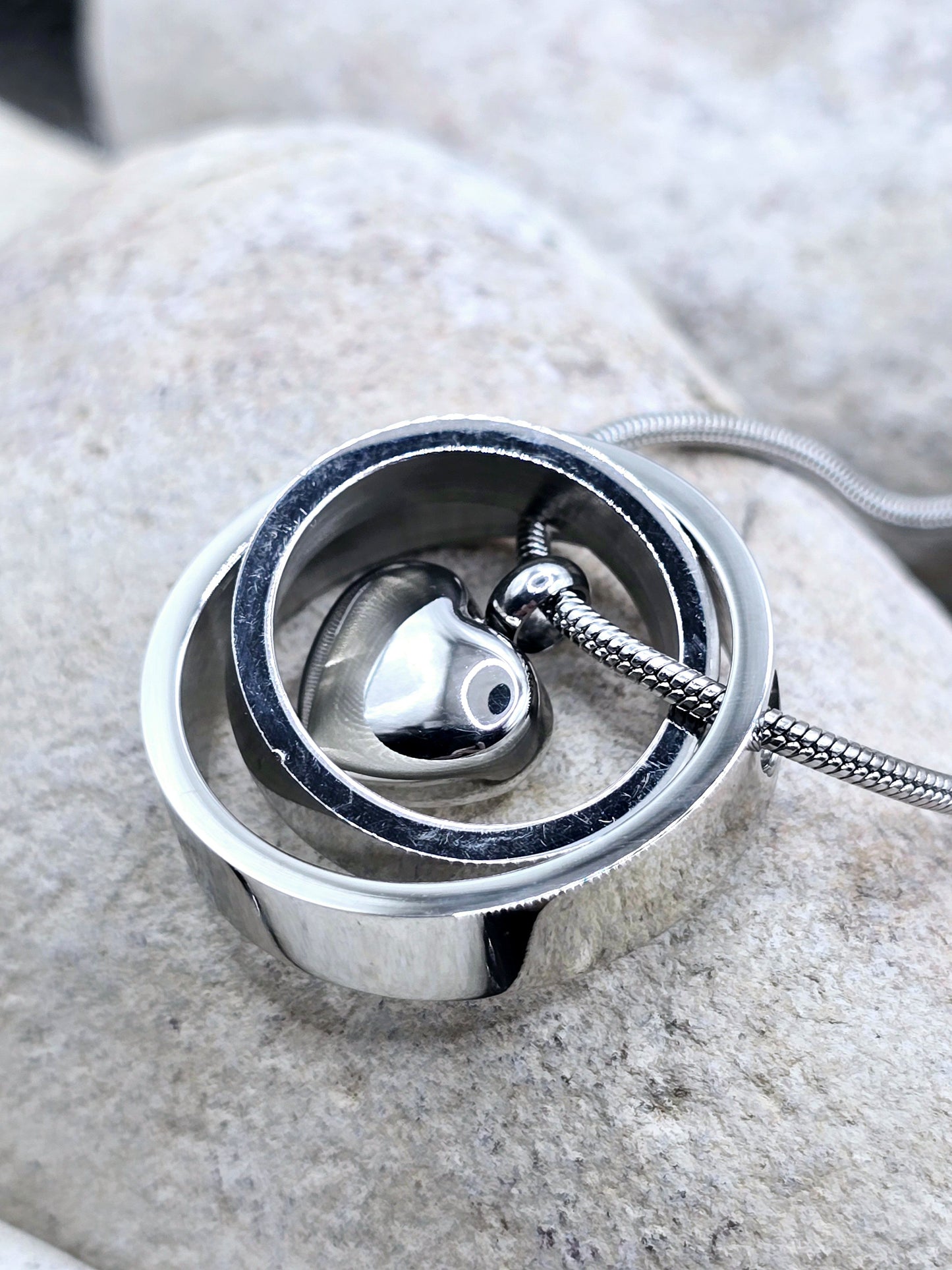 Double circle heart pendant and chain
