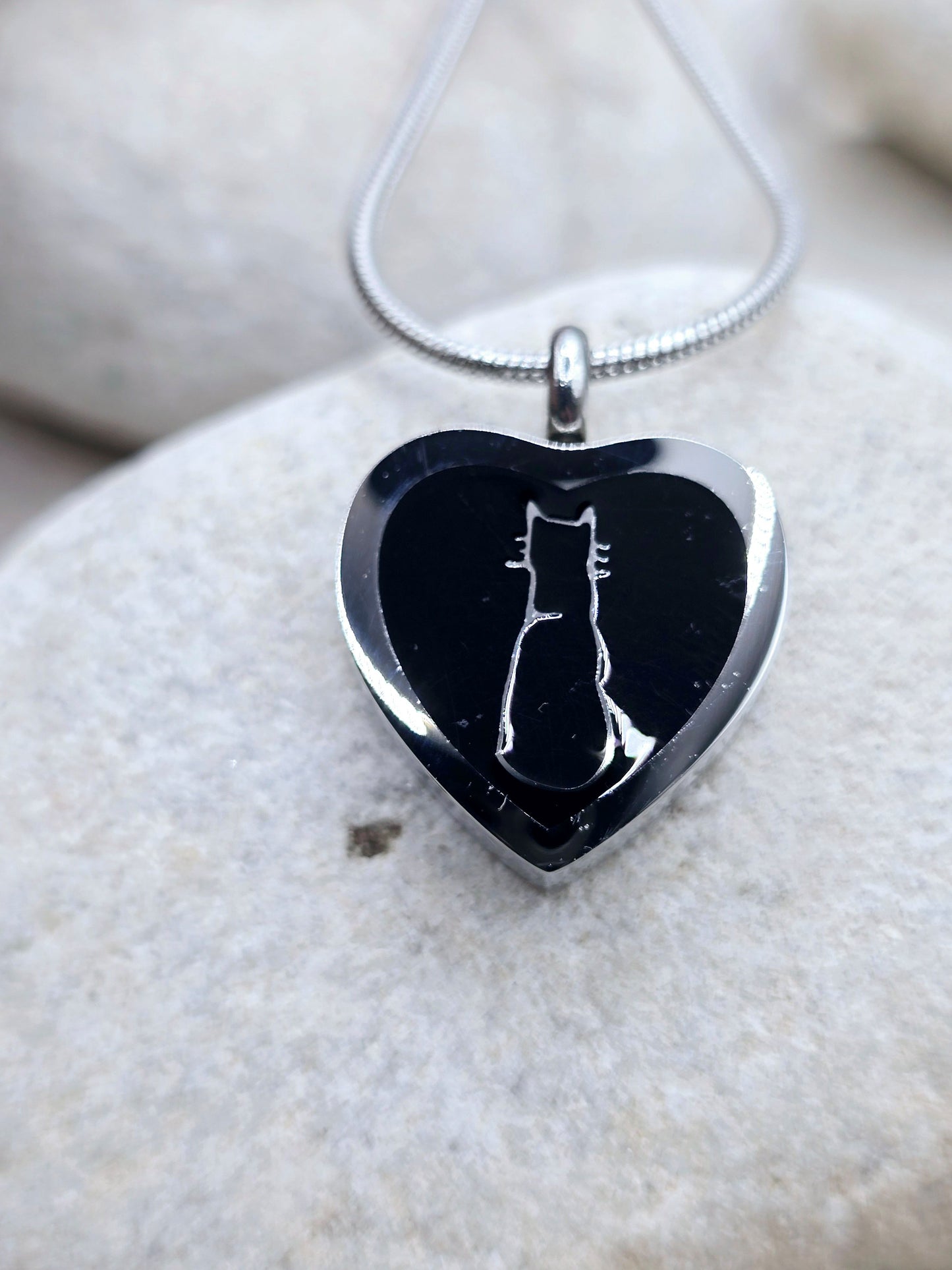 Heart with cat silhouette necklace